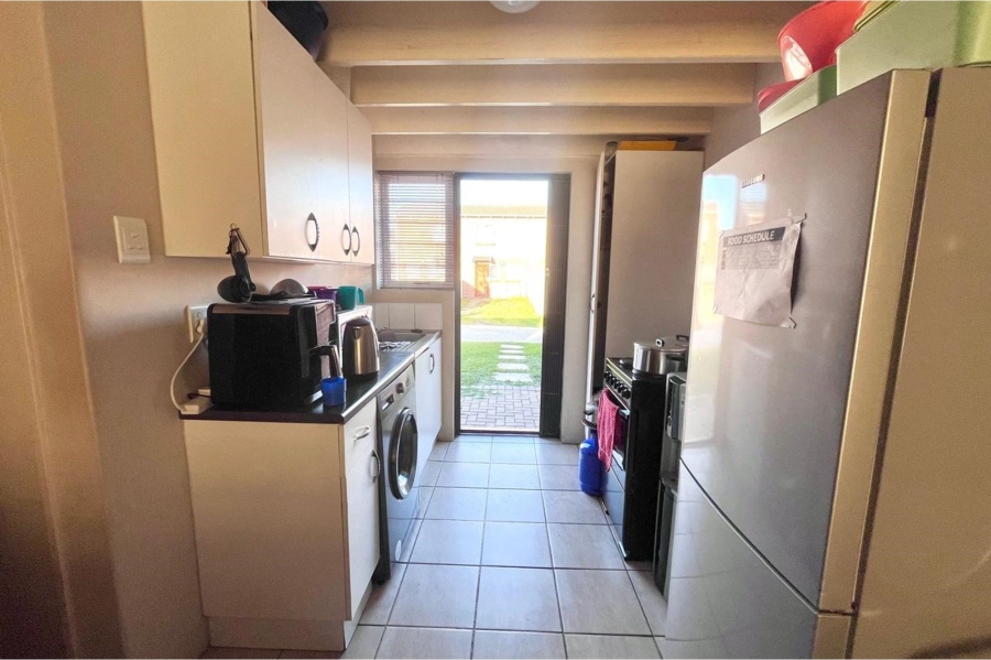 2 Bedroom Property for Sale in Port Elizabeth Eastern Cape